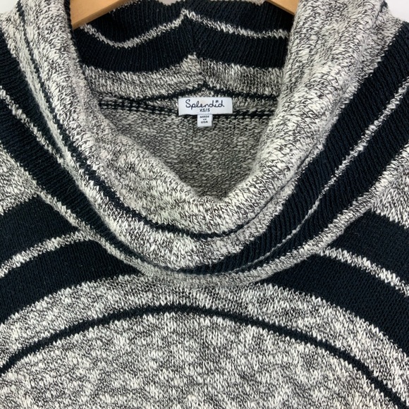 SPLENDID Short Sleeve Sweater Sonoran Poncho Oversized Black White G6 - Picture 3 of 8